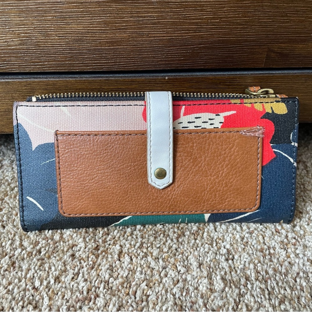 Fossil Wallet